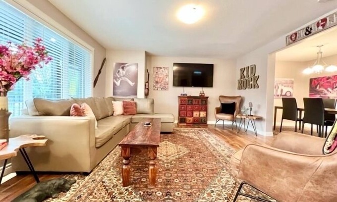 Saskatoon House | Kid Rock Home: Modern Stay with Family-Friendly Amenities