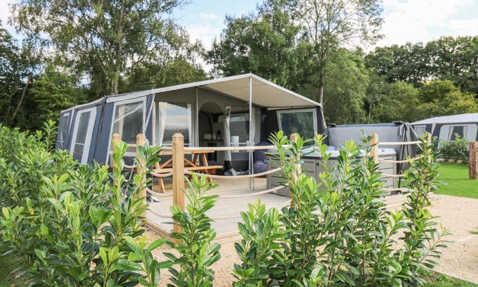 Llandrindod Wells House | Family-Friendly Stays at The Kingfisher - 4 Star Rated