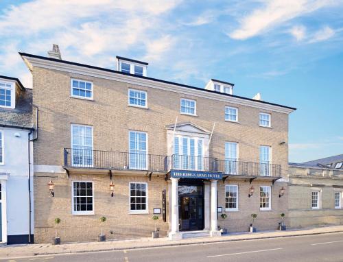 Christchurch Hotel | Discover The Kings Harbour Hotel: Family-Friendly Getaway
