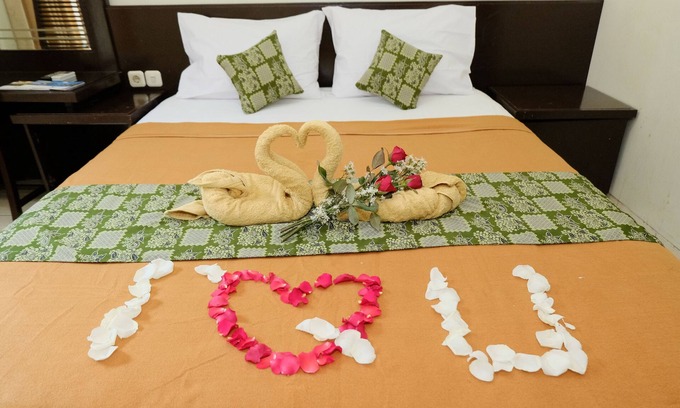 Semarang Utara Hotel | Budget-Friendly Stays at The Kirana Purnama Semarang