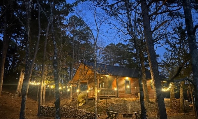 Board Camp Cabin | Discover The Knotty Pine Cabin: Pet-Friendly Retreat