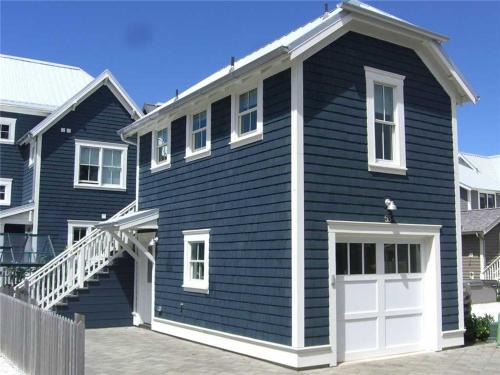 Seabrook House | Relaxing Retreat at The Ladybug by Seabrook Hospitality
