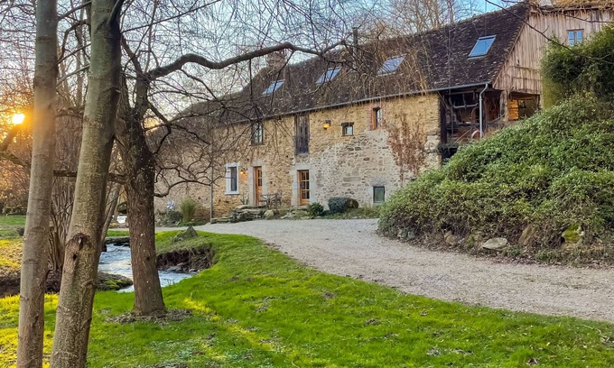 Vareilles House | Relax at The Lajarlaud Mill: Nature & Comfort by the Water