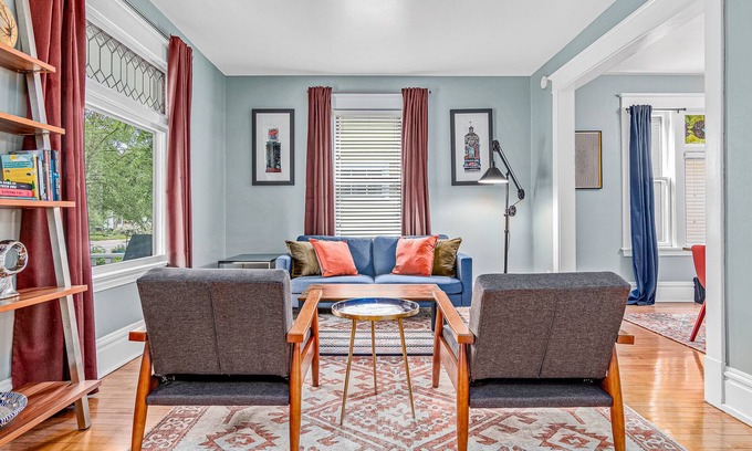 Linden Hills House | Discover Tranquility at The Lake Harriet House - Rated 9.8