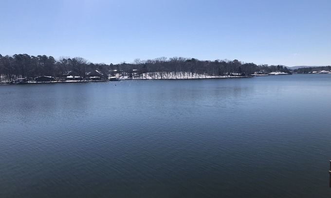 Piney House | The Lake House and Spa in One