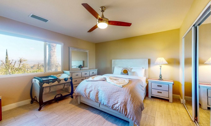 Lakeland Village House | The Lakehouse: 3 BR, 2 BA House in Lake Elsinore, Sleeps 6