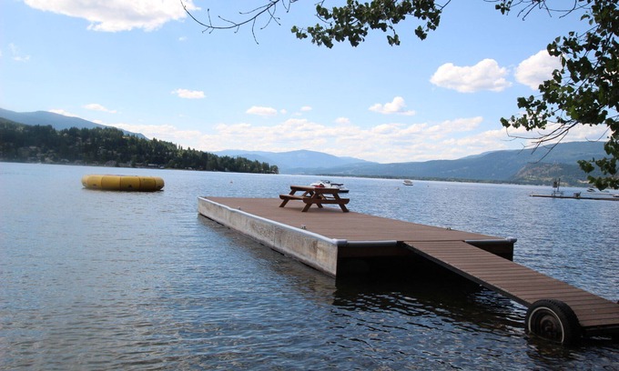 Blind Bay House | Experience The Landing at Blind Bay Hideaway on the Shuswap