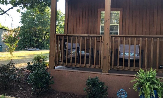 Ardmore Cabin | Discover The Landing Near Marietta Lake Murray Park