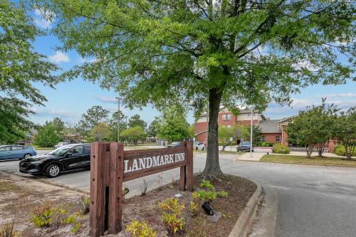 Fort Bragg Hotel | Pet-Friendly Comfort at The Landmark Inn - Rated 8.4/10