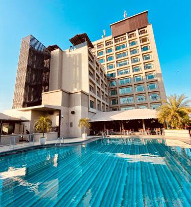 Kanpur Hotel | Experience The Landmark Towers: Oceanfront Bliss Awaits