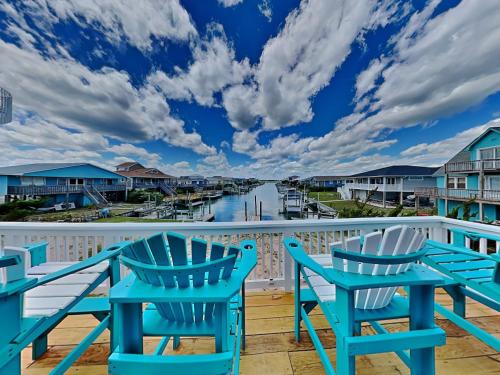 Topsail Beach House | Discover The Last Dollar Cottage - A Family-Friendly Retreat