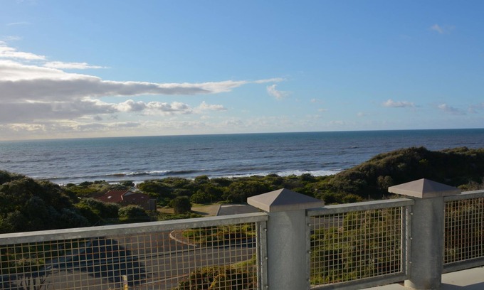 Peppermint Grove Beach House | Experience The Law's Rest Beachfront House with Ocean Views