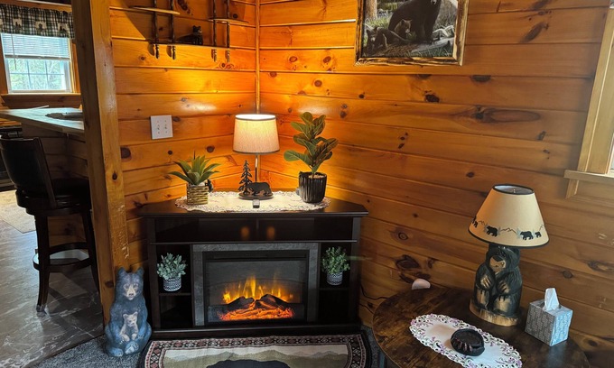Long Lake House | Indulge in The Lazy Bear Cabin with Family-Friendly Amenities