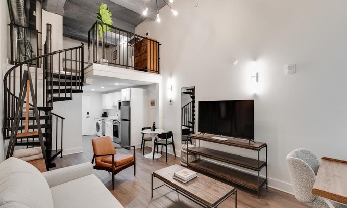 Center City East Apartment | Explore The Ledger Residences - Old City with Great Amenities
