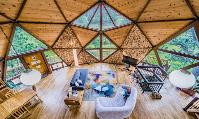 Lyons Apartment | Discover the Legendary Snow Globe of Estes Park Awaits