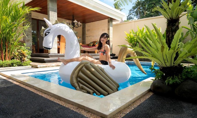 Melayang House | Unforgettable Stay at The Lenco Villa - 4-Star Rated Oasis
