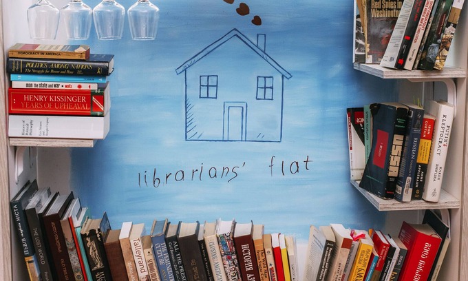 Tbilisi City Centre Apartment | Discover The Librarians' Flat: Family-Friendly Stay with Spa