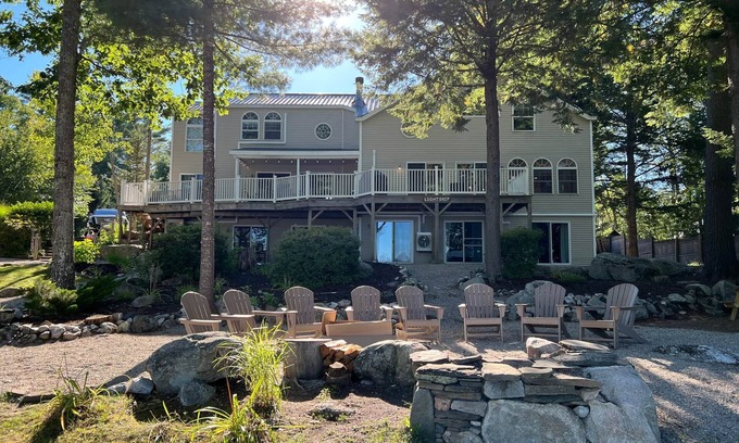 Bridgton House | Outstanding Lightship on Moose Pond with Spa & Pool Access