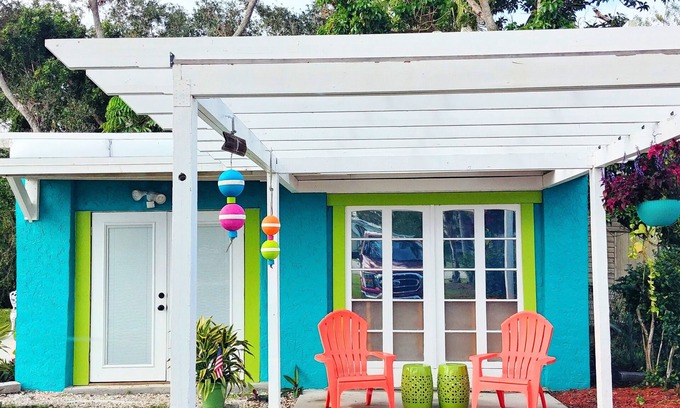 Taylor Creek Cottage | Charming The Lily Pad Cottage: Minutes from Lake O & Ocean View