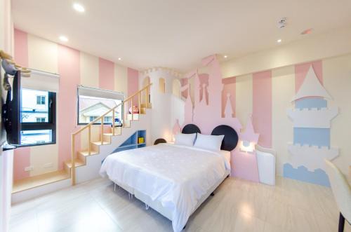 Hengchun Hotel | Discover The Lin Inn: Rated 10/10, Family & Accessible Stay