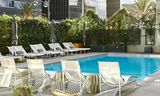 Wilshire Center Hotel | Experience The LINE Hotel Los Angeles with Hollywood Hills Views