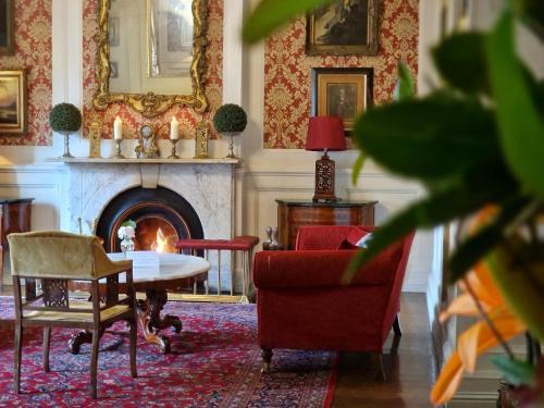 Listowel Hotel | Enjoy Family-Friendly Comfort at The Listowel Arms Hotel