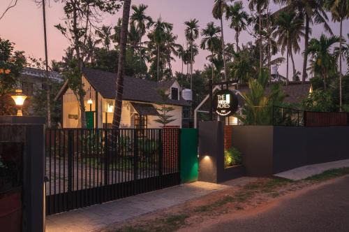 North Paravur Bed & Breakfast | Discover The Little Acres Cherai: Guest Rated 9.5/10