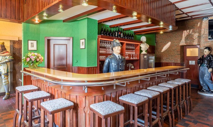 Kalenborn Hotel | Relax at The Little Britain Inn with Spa & Family Amenities