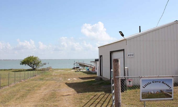 Taft House | The Little Cove Cottage near Bayside