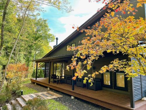 Miyota Villa | Premier Stay at THE LIVIDA 軽井沢west: 10/10 Ratings!