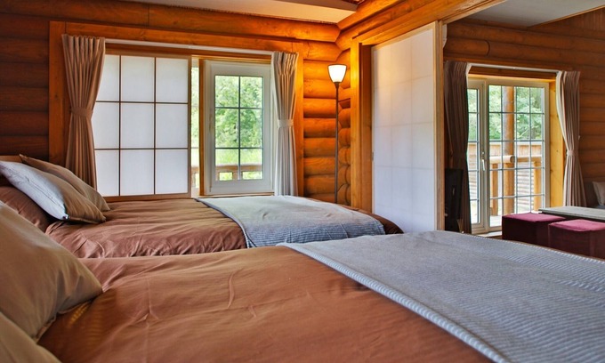 Abashiri House | Experience The Lodge Abashiri: Family-Friendly Retreat