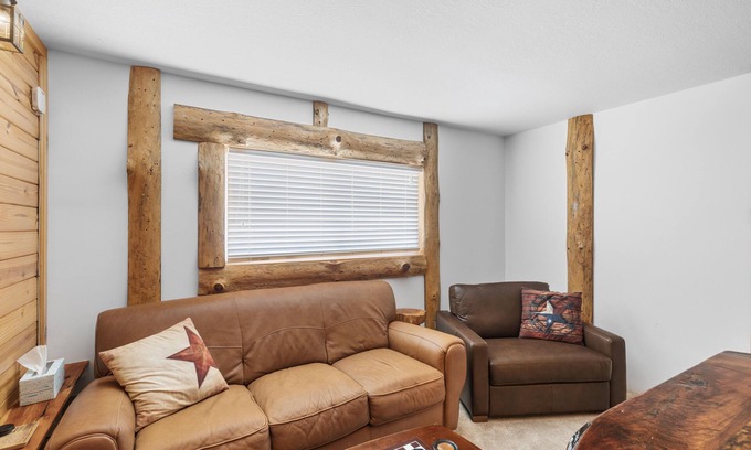 Enterprise Apartment | Discover The Lodge: Loft Bedroom & Child-Friendly Amenities