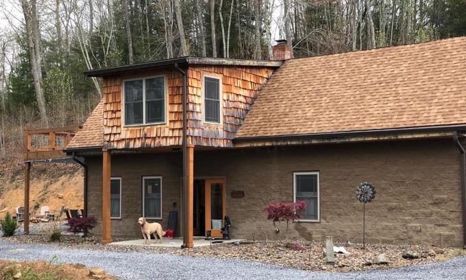 Flat Top House | Top-Rated Family Retreat at The Lodge at Camp Creek Cabins