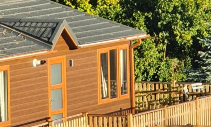 Hereford House | Pet-Friendly Retreat at The Lodge at Meadow Hope - 9.8/10