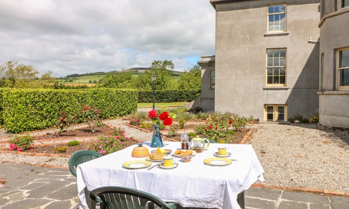Knockaderry Cross Roads Cottage | Discover The Lodge at Raheengraney House in County Wicklow