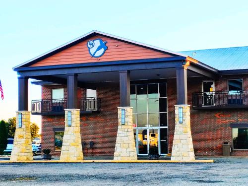 Russell Hotel | Pet-Friendly Oceanfront Retreat at The Lodge at Russell