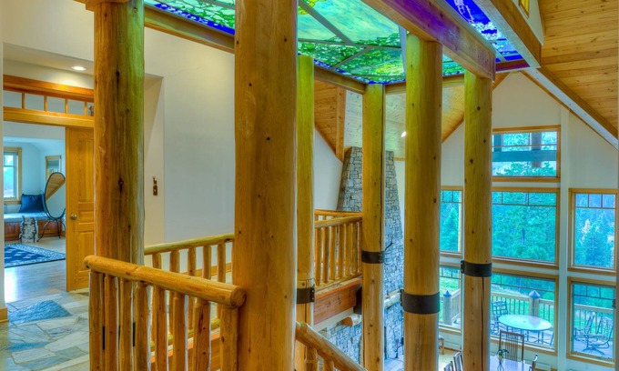 Trout Creek Bed & Breakfast | Experience The Lodge at Trout Creek: Guest Rated 10/10 Retreat