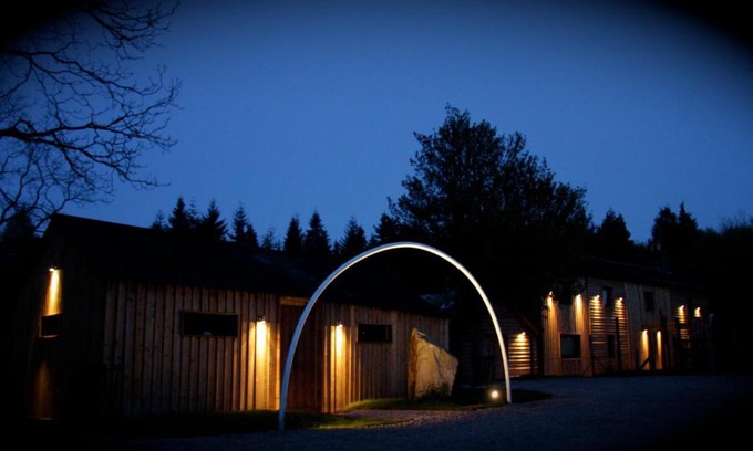 Coleford Cabin | Discover Comfort at The Lodge Rooms with Family-Friendly Amenities