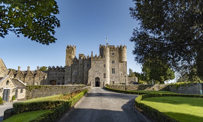 Kilkea Hotel | Explore The Lodges at Kilkea Castle: 4-Star Spa Retreat
