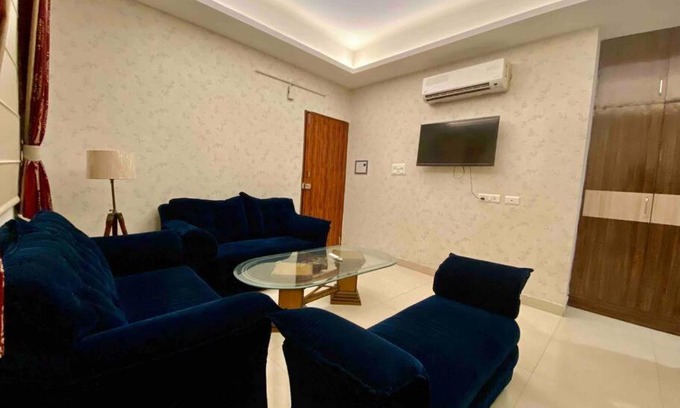 Panchkula Apartment | Cozy Loft: 2BHK Apartment Ideal for Families and Pets