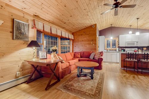 Weston House | Discover The Loft at Pine Rock: Pet and Child Friendly Stay
