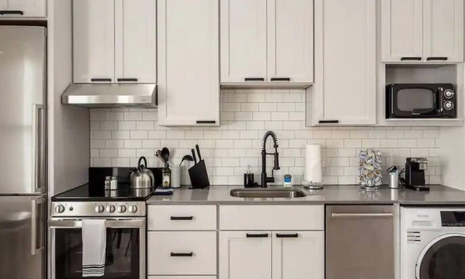 Olde Towne East Apartment | Comfortable Stay at The Loft Columbus Center with Breakfast