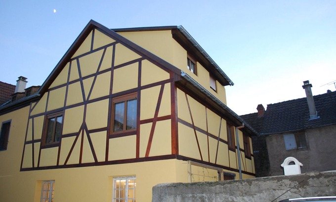 Wintzenheim House | Stylish THE LOFT House for 8 with Pet-Friendly Amenities