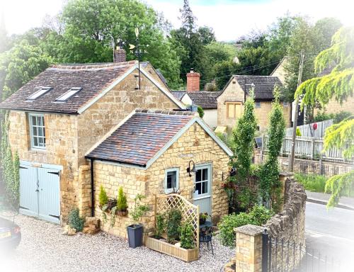 Chipping Campden Bed & Breakfast | Elegant Stay at The Loft in the Malt Barn, Chipping Campden