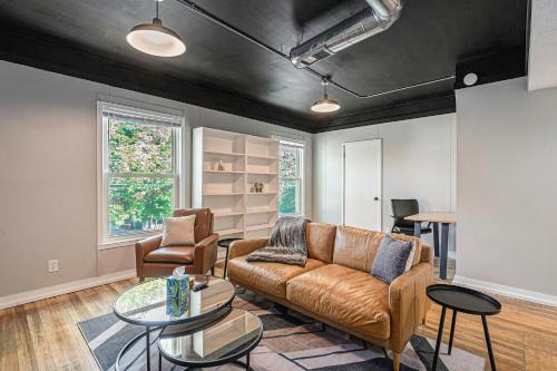 John Ball Park Apartment | Modern Comfort Awaits at The Loft Life Corporate Housing
