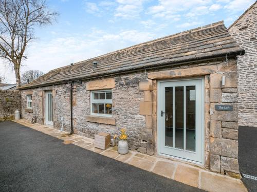 Litton House | Perfect Family Getaway at The Loft - Pet and Child Friendly