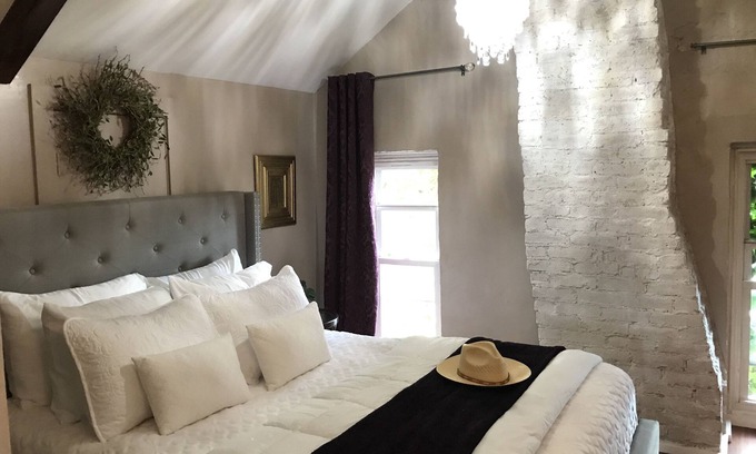 Rohrerstown Apartment | Ocean View Escape at The Loft – Guest Rated 9.8/10