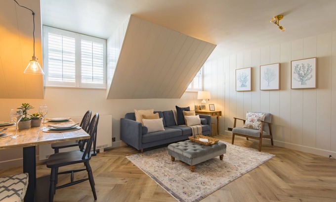 Whitstable House | The Loft, Whitstable