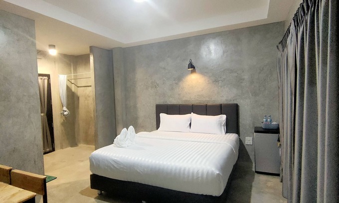 Prawet Resort | Budget-Friendly Comfort at The Loftel Resort for Families