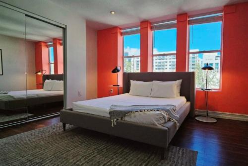 Palm Beach - West Palm Beach Apartment | Discover The Lofts on Clematis: 4-Star Downtown Retreat